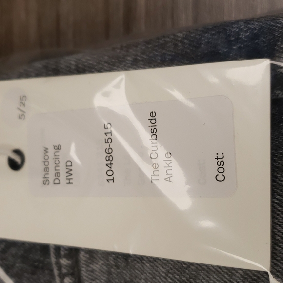 MOTHER The Curbside Ankle High Waisted Balloon Jeans (27" waist) - Picture 14 of 14